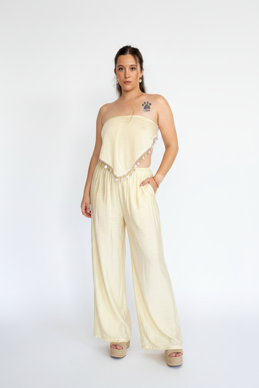 Fondo blanco - look amarillo bandeau